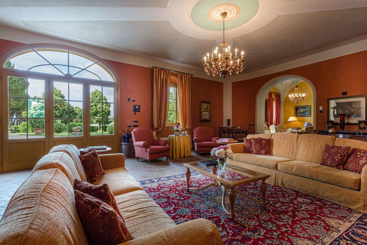 La Dimora Dell'Inventore Luxury B&B Capannori Luaran gambar