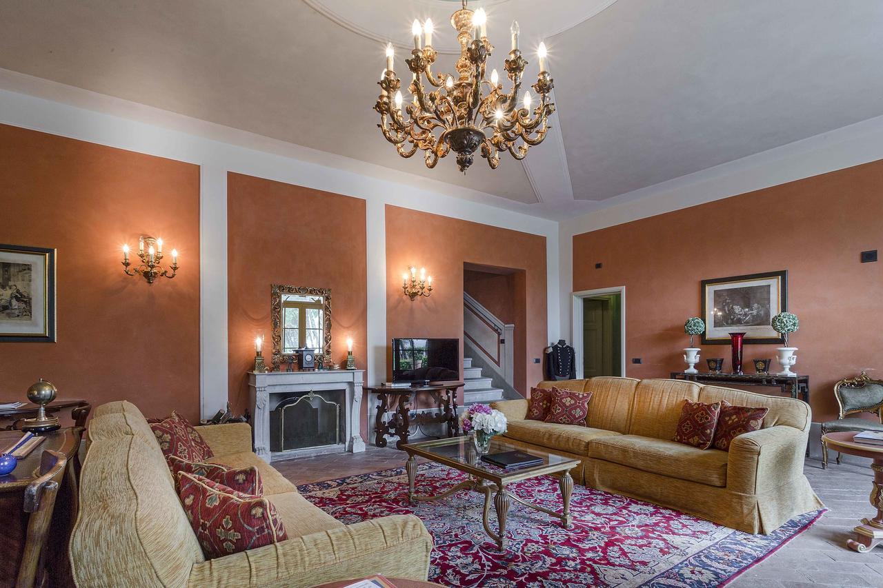 La Dimora Dell'Inventore Luxury B&B Capannori Luaran gambar